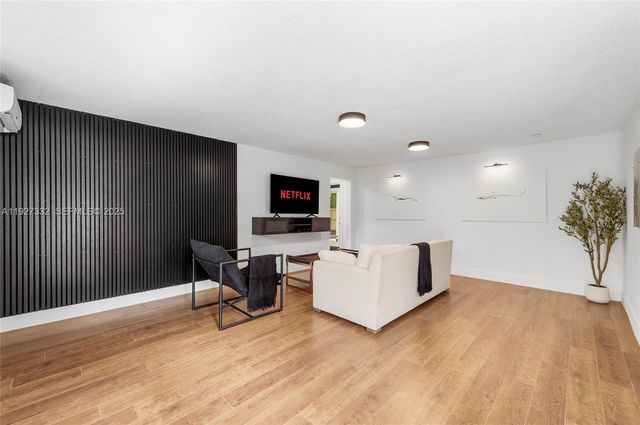 485 NW 132nd St, North Miami, FL 33168