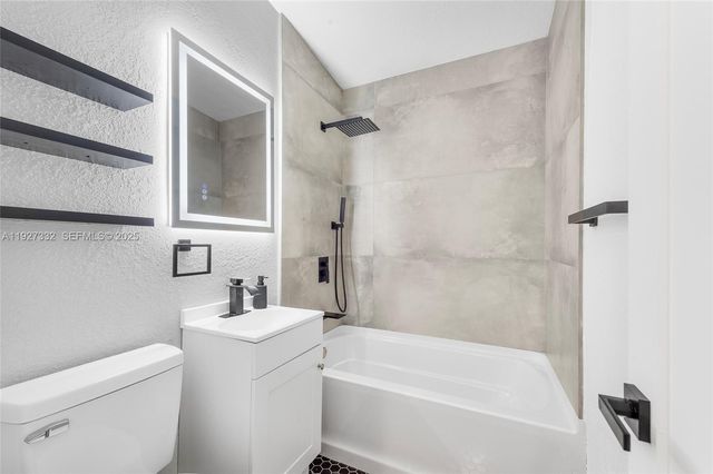 485 NW 132nd St, North Miami, FL 33168