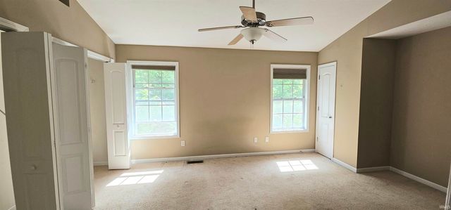 1250 W Adams Hill Cir Apt 401, Bloomington, IN 47403