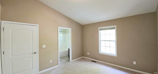 1250 W Adams Hill Cir Apt 401, Bloomington, IN 47403