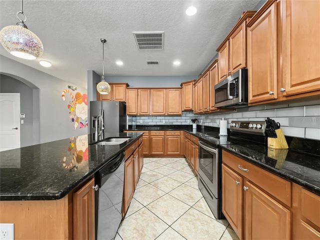 8854 CANDY PALM ROAD, Kissimmee, FL 34747