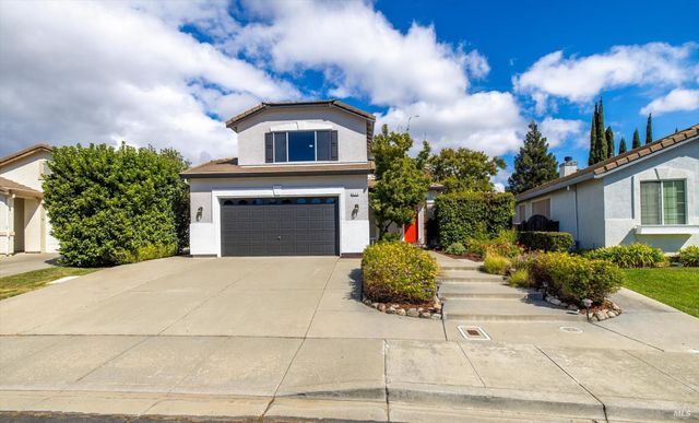 925 Cloverbrook Cir, Vacaville, CA 95687