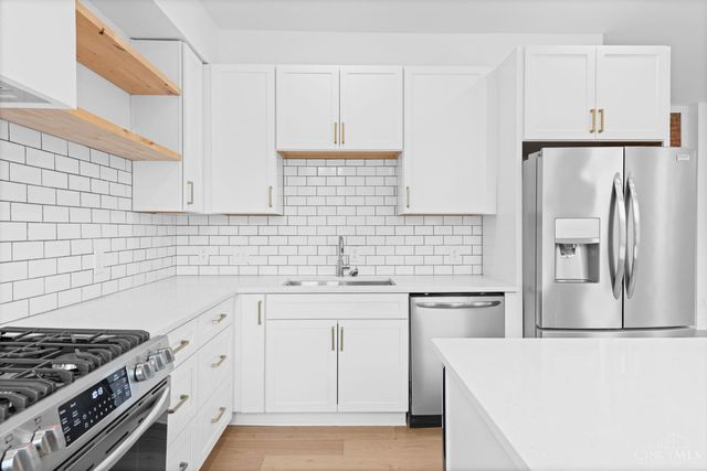 1909 Race Street, Cincinnati, OH 45202