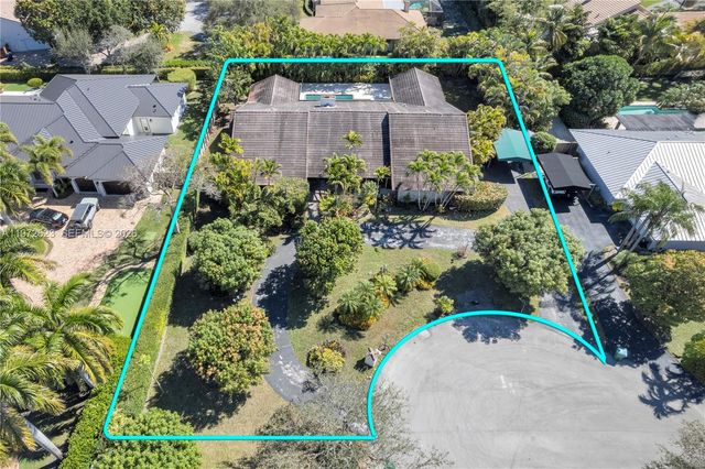 15305 SW 74th Court, Palmetto Bay, FL 33157