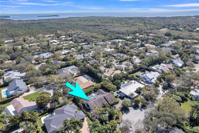 15305 SW 74th Court, Palmetto Bay, FL 33157