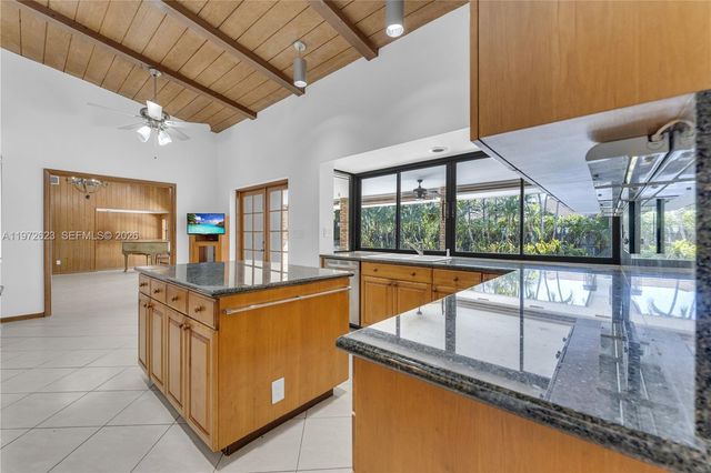 15305 SW 74th Court, Palmetto Bay, FL 33157