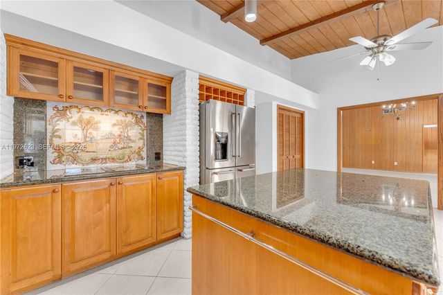 15305 SW 74th Court, Palmetto Bay, FL 33157