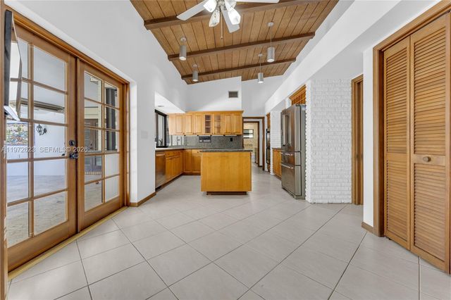 15305 SW 74th Court, Palmetto Bay, FL 33157