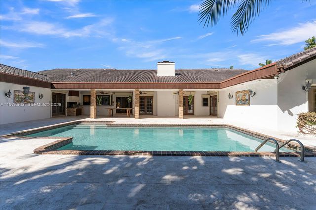 15305 SW 74th Court, Palmetto Bay, FL 33157