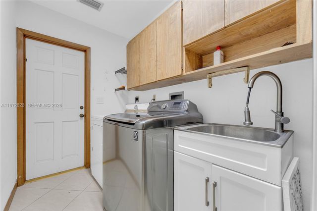 15305 SW 74th Court, Palmetto Bay, FL 33157