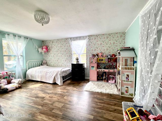 2469 QUARTERHORSE Trail, Middleburg, FL 32068