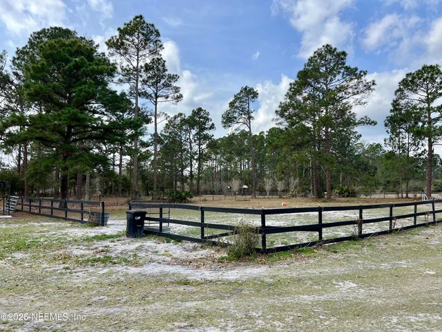 2469 QUARTERHORSE Trail, Middleburg, FL 32068