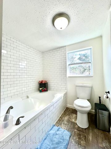 2469 QUARTERHORSE Trail, Middleburg, FL 32068