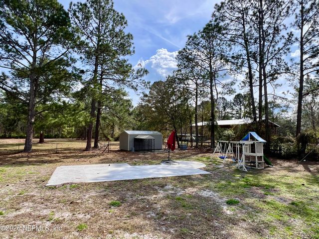 2469 QUARTERHORSE Trail, Middleburg, FL 32068