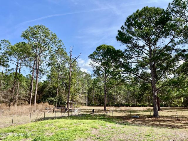 2469 QUARTERHORSE Trail, Middleburg, FL 32068