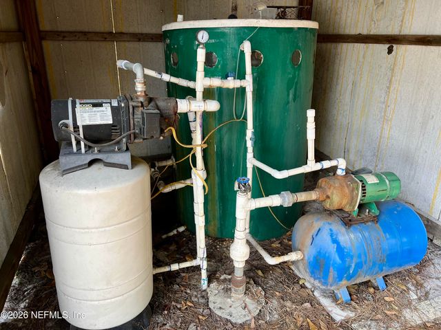 2469 QUARTERHORSE Trail, Middleburg, FL 32068