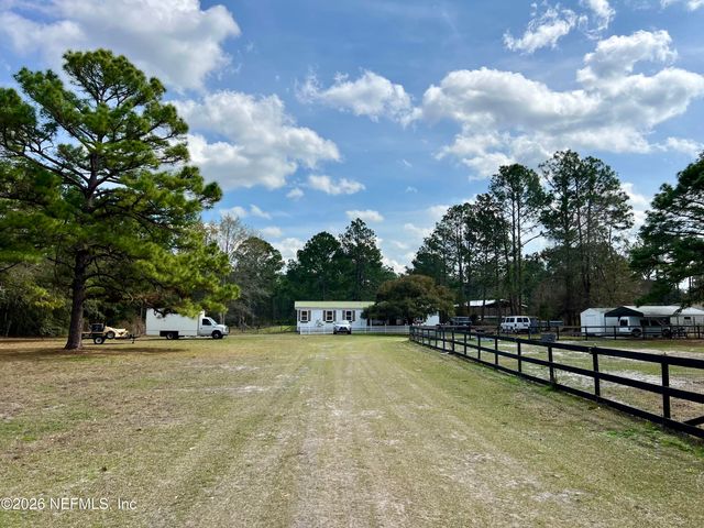 2469 QUARTERHORSE Trail, Middleburg, FL 32068