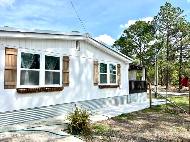 2469 QUARTERHORSE Trail, Middleburg, FL 32068