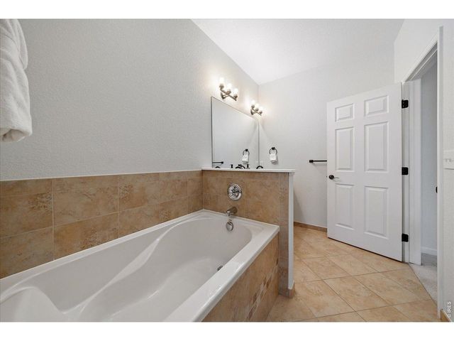 6737 W Yale Ave, Lakewood, CO 80227