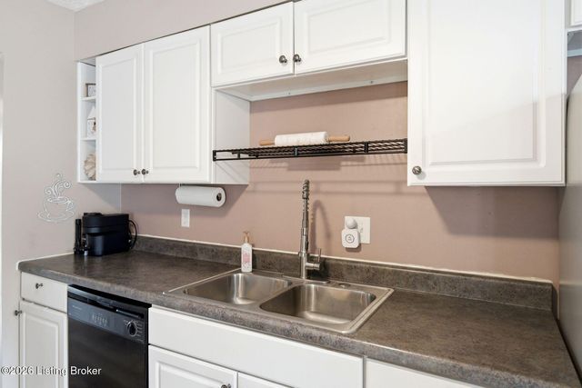 272 Minnie Ln, Shepherdsville, KY 40165