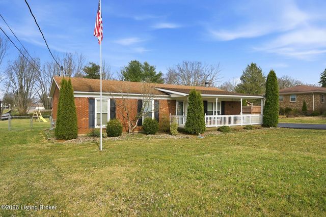 272 Minnie Ln, Shepherdsville, KY 40165