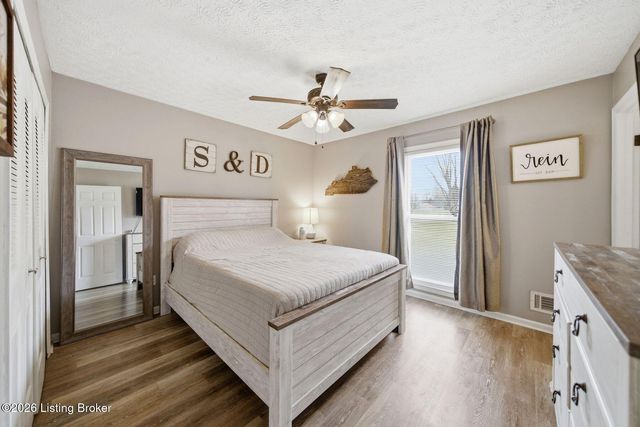 272 Minnie Ln, Shepherdsville, KY 40165