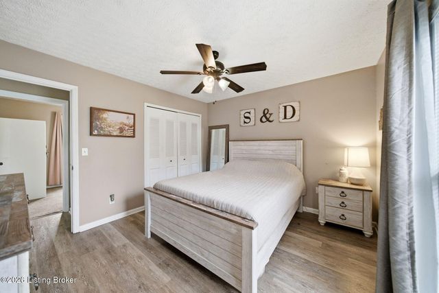 272 Minnie Ln, Shepherdsville, KY 40165