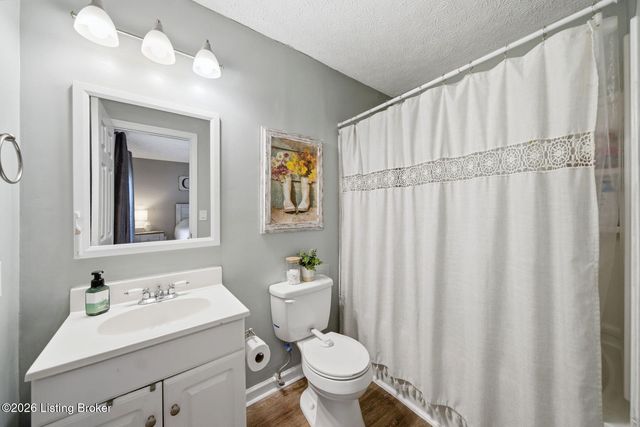 272 Minnie Ln, Shepherdsville, KY 40165