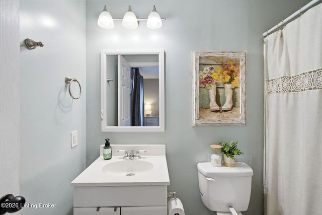 272 Minnie Ln, Shepherdsville, KY 40165