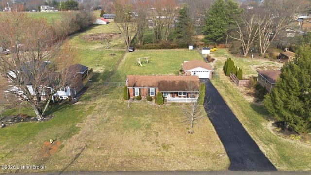 272 Minnie Ln, Shepherdsville, KY 40165