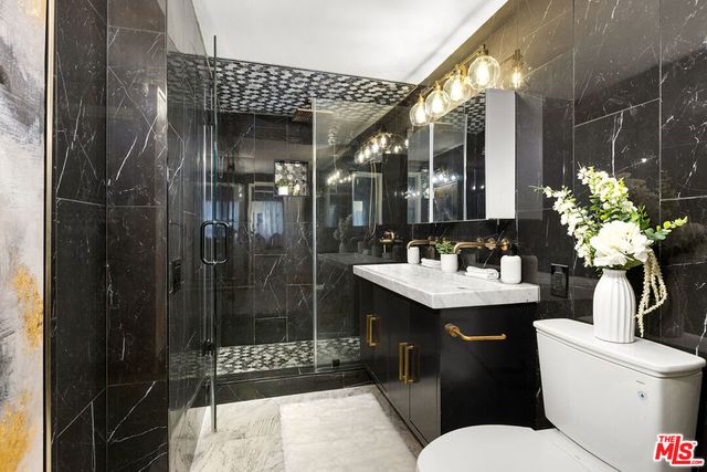 10450 Wilshire Boulevard 8A, Los Angeles, CA 90024