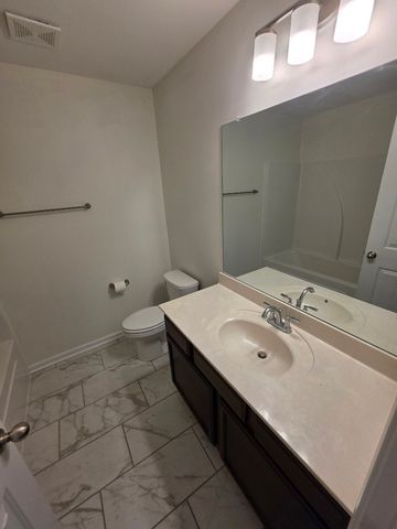 156 Rising Pvt Ln, Gallatin, TN 37066