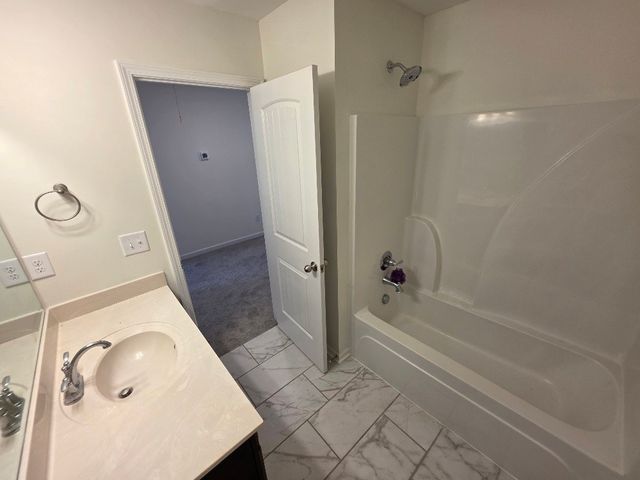 156 Rising Pvt Ln, Gallatin, TN 37066
