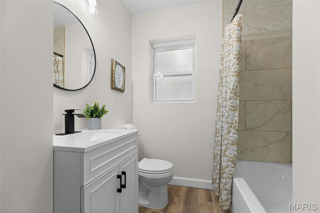 5676 Marquette Avenue, St Louis, MO 63139