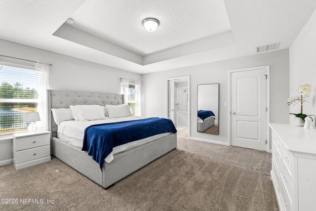 86642 SERENITY LAKE Court, Yulee, FL 32097