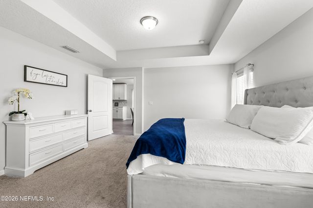 86642 SERENITY LAKE Court, Yulee, FL 32097