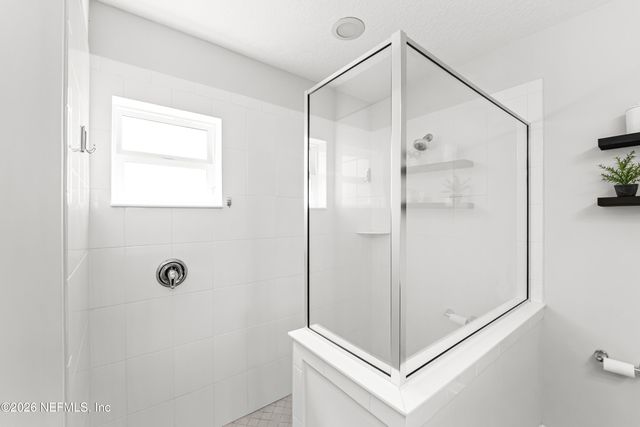 86642 SERENITY LAKE Court, Yulee, FL 32097