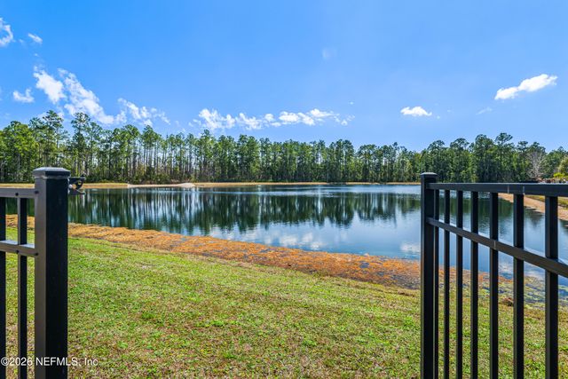86642 SERENITY LAKE Court, Yulee, FL 32097