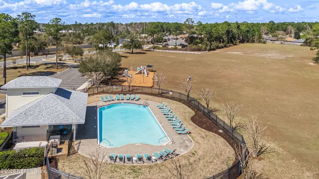 86642 SERENITY LAKE Court, Yulee, FL 32097