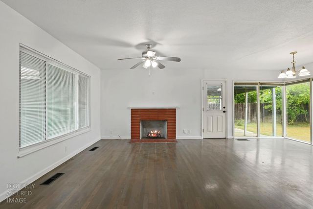 304 E Longview Ave, Stockton, CA 95207