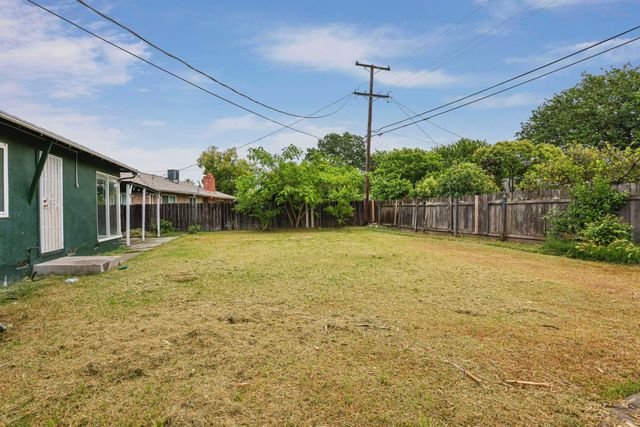 304 E Longview Ave, Stockton, CA 95207