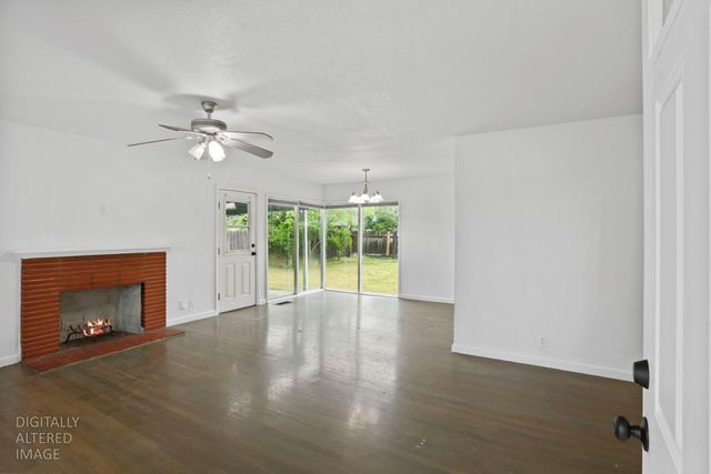 304 E Longview Ave, Stockton, CA 95207