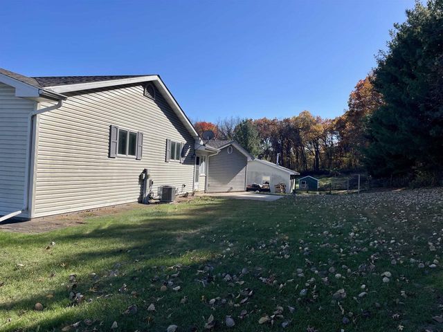 W1145 Dunphy Road, Albany, WI 53502