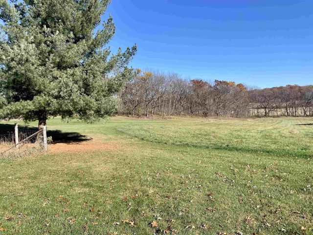 W1145 Dunphy Road, Albany, WI 53502