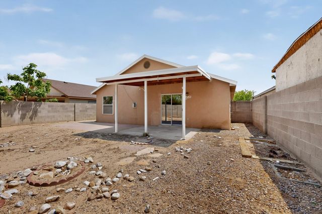7719 Purple Fringe Road SW, Albuquerque, NM 87121