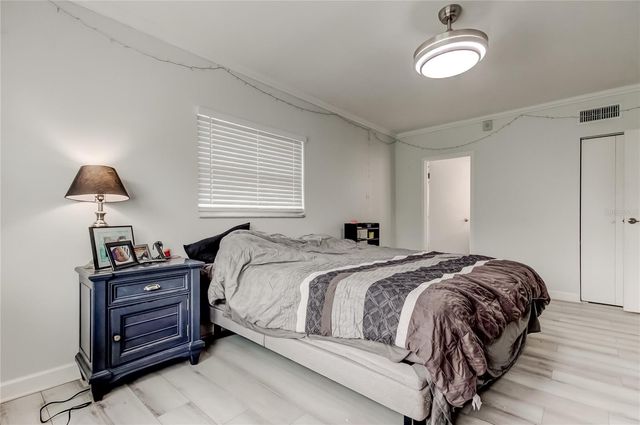 7321 CENTRAL AVENUE 301, St Petersburg, FL 33710