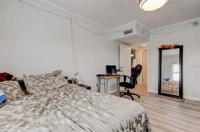 7321 CENTRAL AVENUE 301, St Petersburg, FL 33710