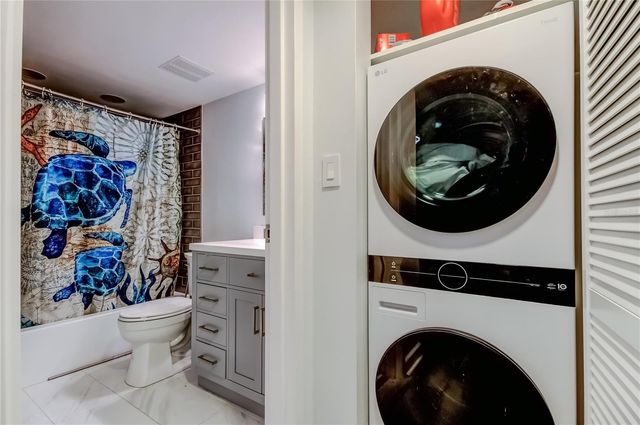 7321 CENTRAL AVENUE 301, St Petersburg, FL 33710