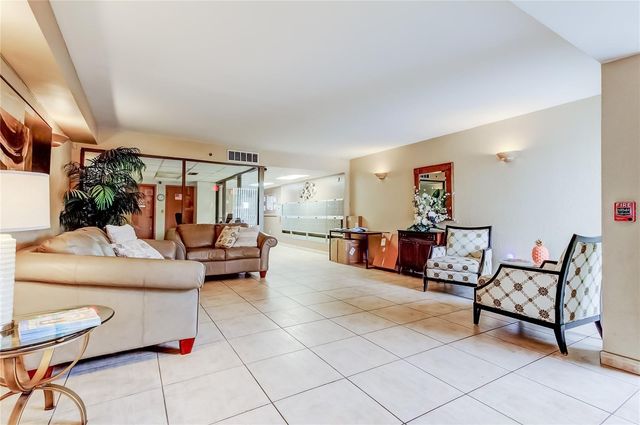 7321 CENTRAL AVENUE 301, St Petersburg, FL 33710