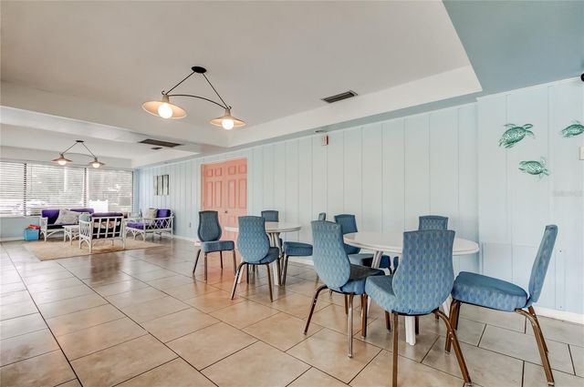 7321 CENTRAL AVENUE 301, St Petersburg, FL 33710